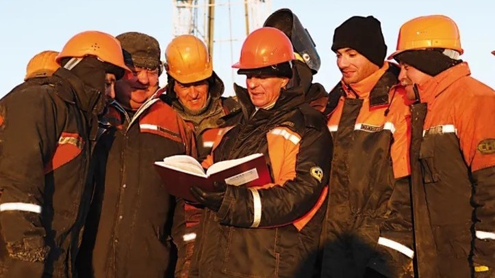 Сотрудники "Сургутнефтегаза" пожаловались на холодную спецодежду