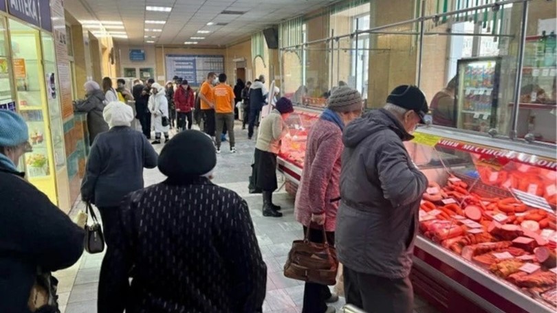 Поликлиника в Кузбассе сдавала частникам помещение под мясные прилавки