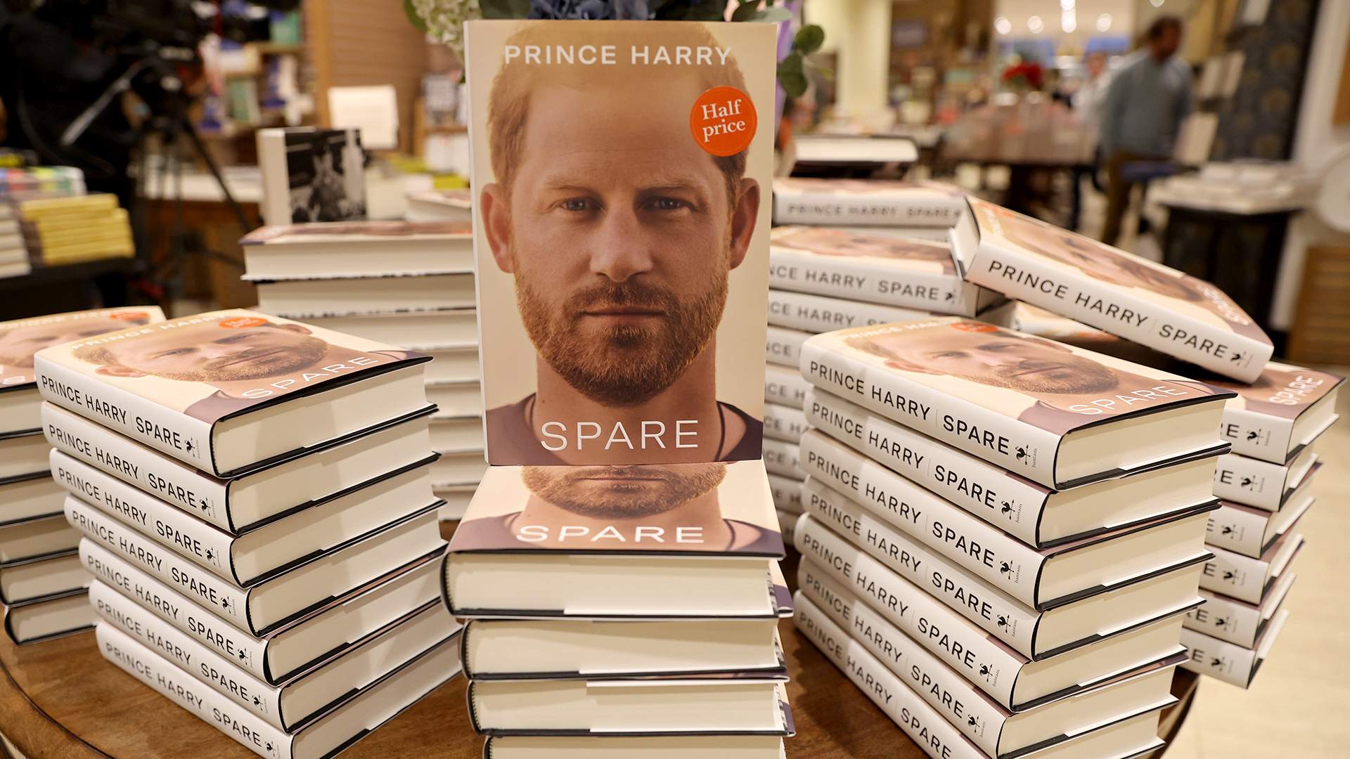Мемуары британского принца Гарри стали самыми продаваемыми на книжном рынке