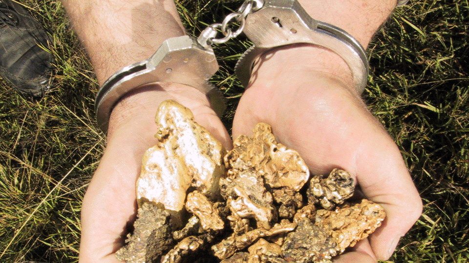 Силовики Хакасии задержали золотодобытчика, который пытался продать 33 кг металла