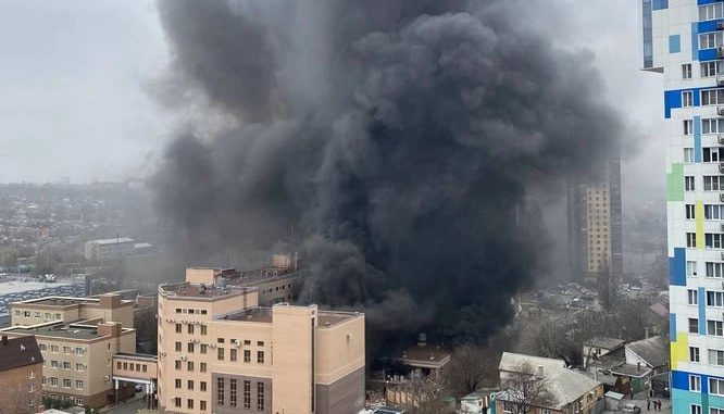 Названа причина пожара в управлении ФСБ Ростова