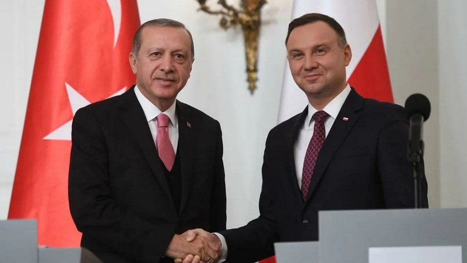Президент Польши Дуда поздравил с переизбранием не того Эрдогана