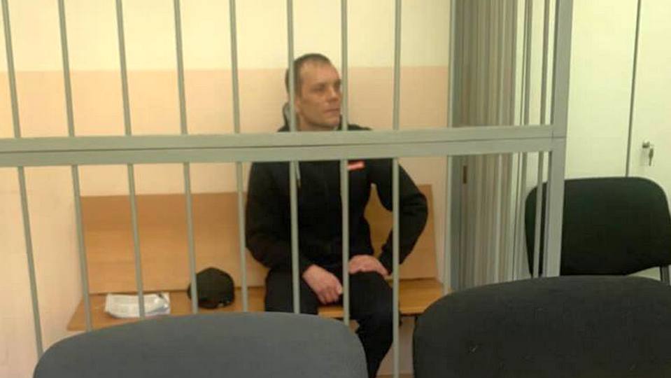 Сбросивший сына с балкона житель Екатеринбурга получил 9-летний срок в тюрьме