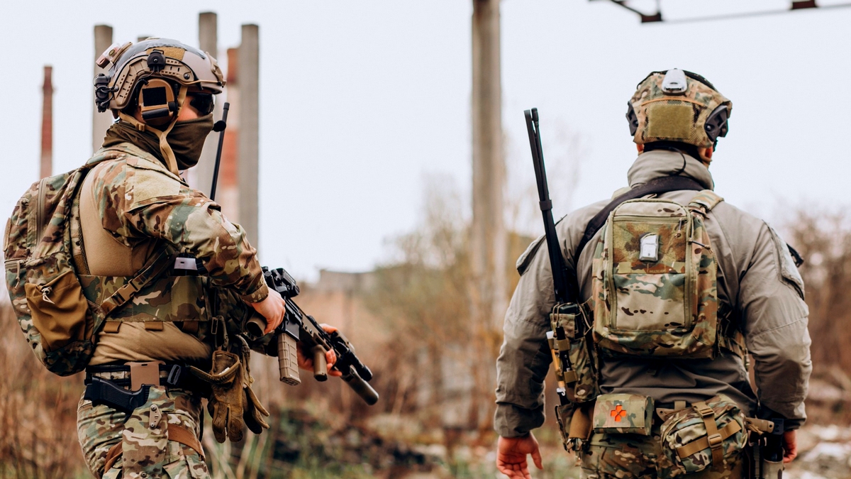 в Британии готовят украинский спецназ для захвата Крыма до Рождества
