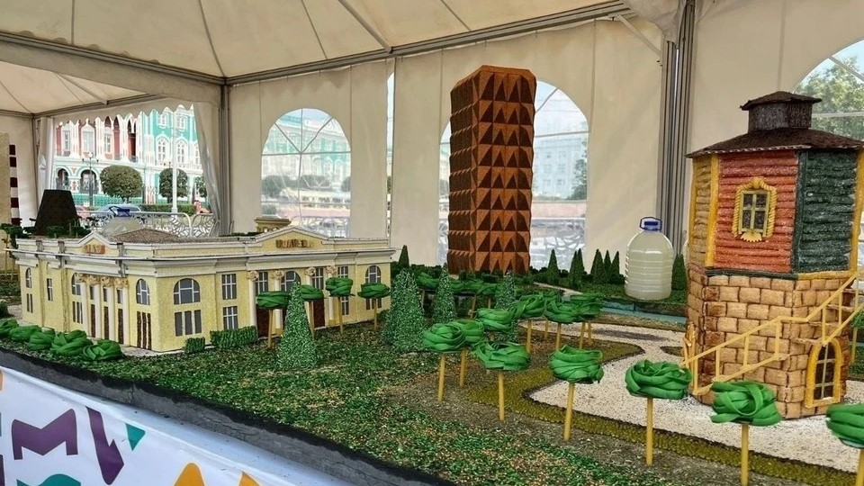 Макет Екатеринбурга из макарон и гречки покажут на фестивале барбекю