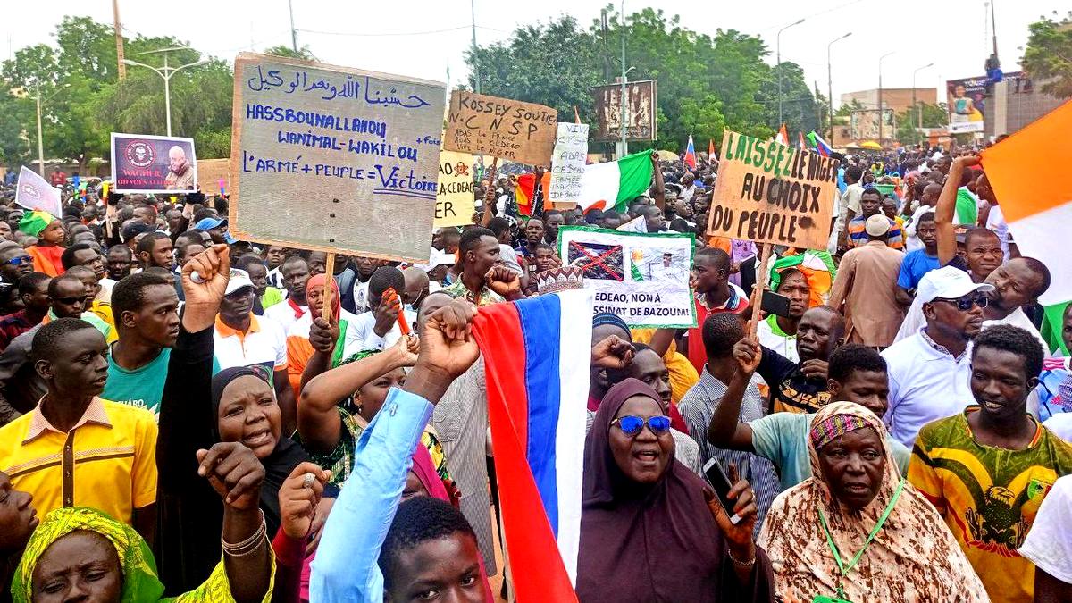 Страны Западной Африки готовятся к интервенции в Нигер