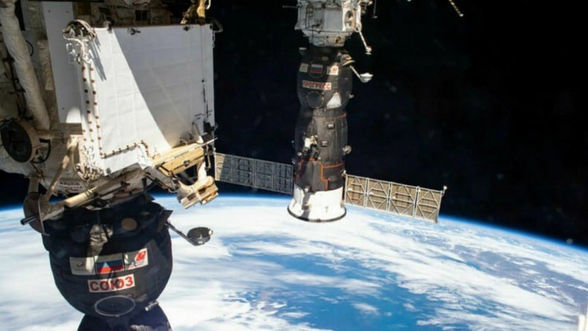 Корабль "Прогресс МС-24" доставил космонавтам МКС 2,5 тонны груза