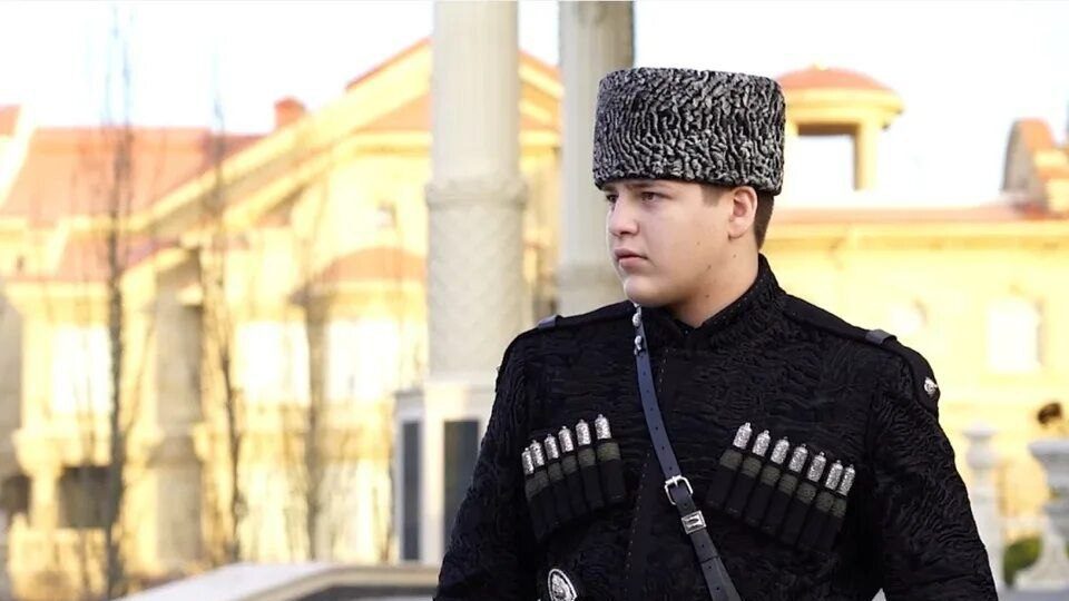 за безопасность Кадырова отвечает подросток