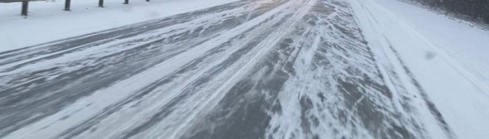Опять метель: На дороги Свердловской области выводят дополнительную технику