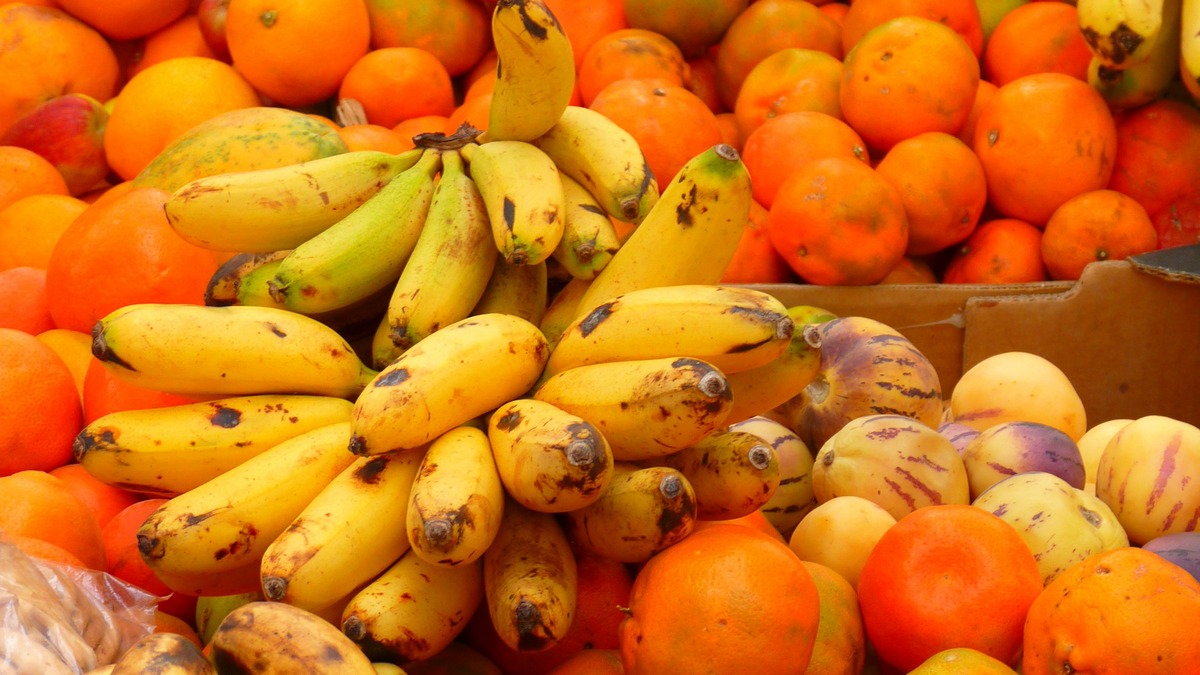 В России рекордно подорожали бананы и апельсины