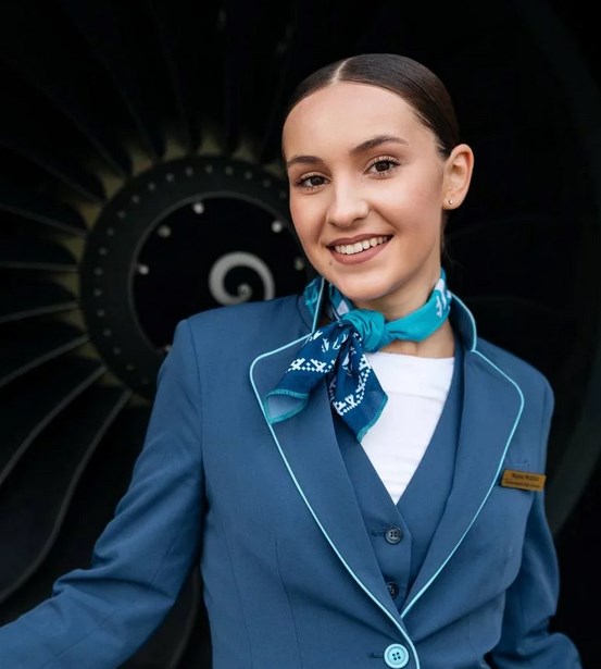 Четыре девушки из Свердловской области вышли в финал конкурса "Топ стюардесс - 2023"