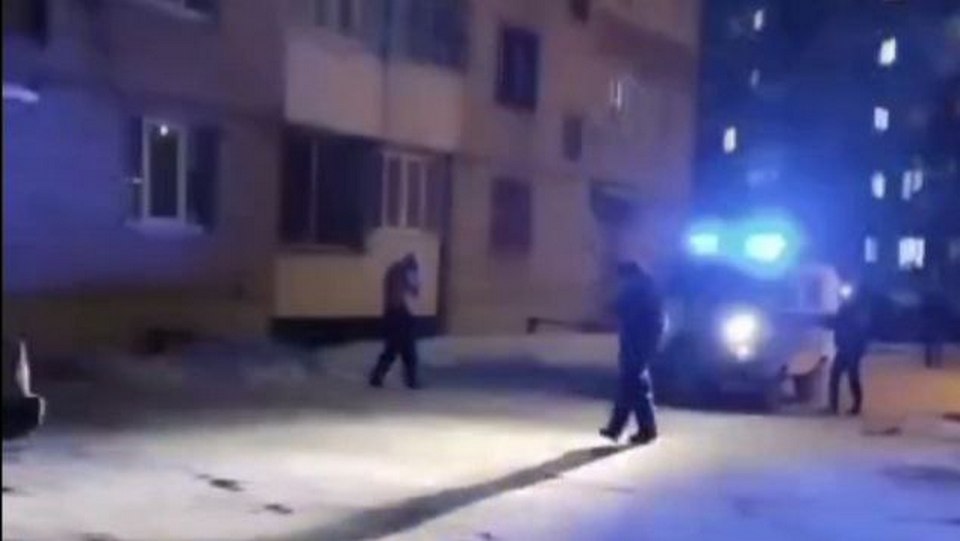 Халк в городе: в Каменске-Уральском задержали нападающего на автомобили