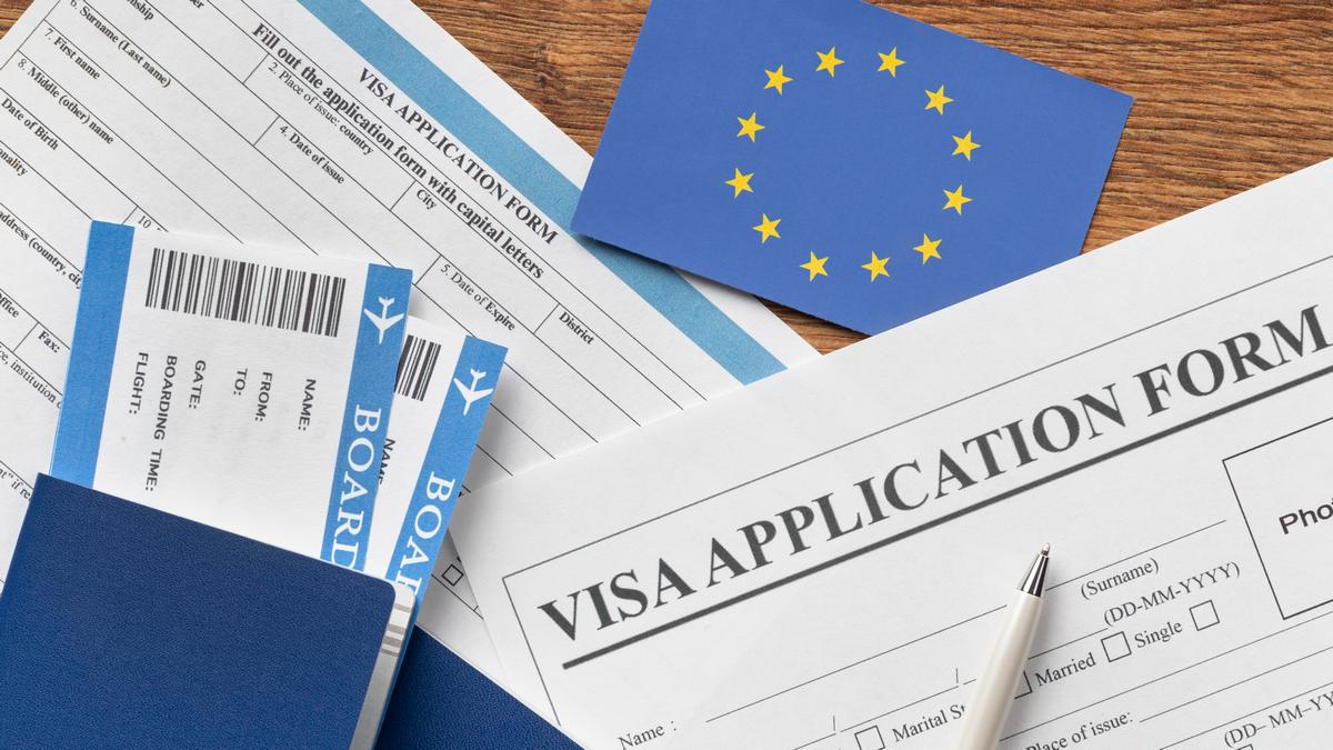 Выдача шенгенских виз в России