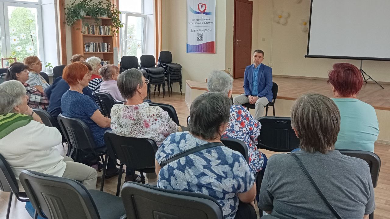 В Каменске-Уральском забота о здоровье старшего поколения — в приоритете